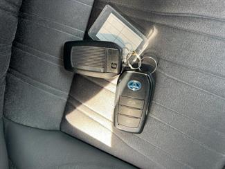 2020 Toyota Harrier - Thumbnail