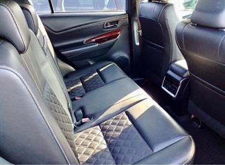 2015 Toyota Harrier - Thumbnail