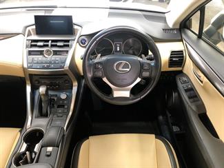 2015 Lexus NX300H - Thumbnail