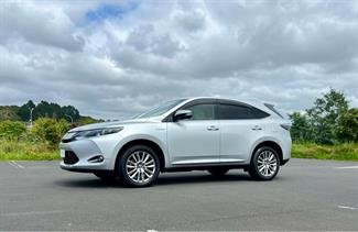 2016 Toyota Harrier - Thumbnail