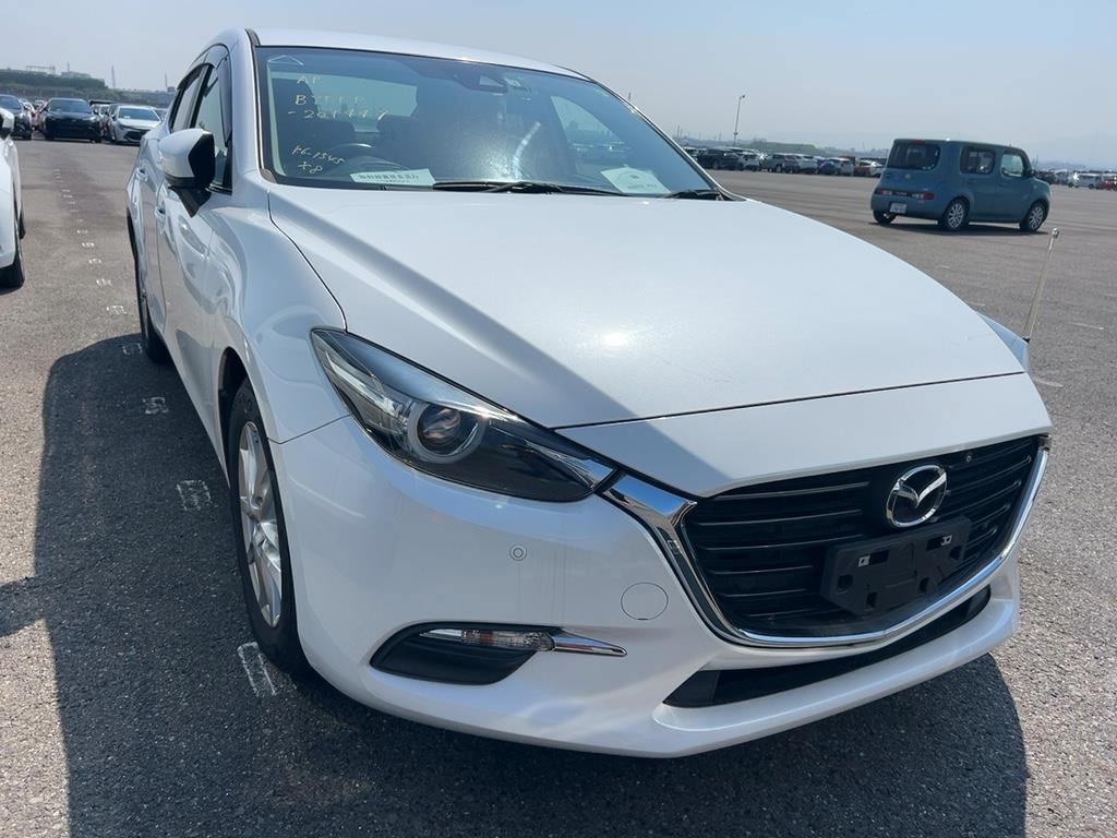 2018 Mazda Axela