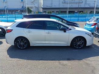 2023 Toyota Corolla - Thumbnail
