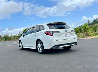 2020 Toyota Corolla - Thumbnail