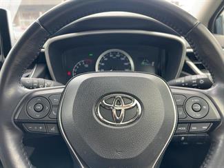 2020 Toyota Corolla - Thumbnail
