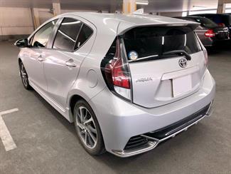 2018 Toyota Aqua - Thumbnail