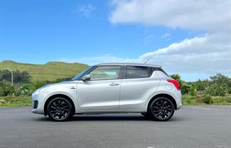 2021 Suzuki Swift - Thumbnail