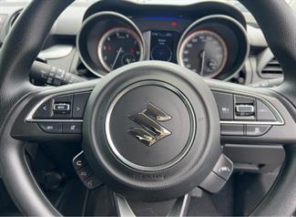 2021 Suzuki Swift - Thumbnail