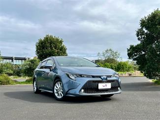 2020 Toyota Corolla - Thumbnail