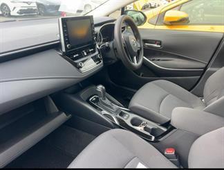 2020 Toyota Corolla - Thumbnail