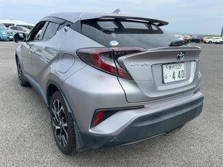 2018 Toyota C-HR - Thumbnail