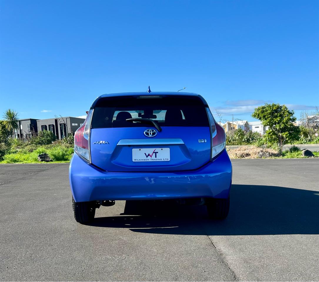 2016 Toyota Aqua
