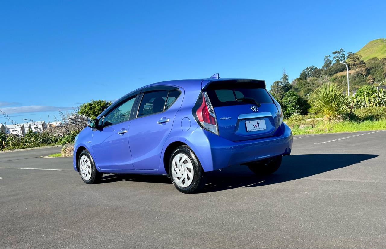 2016 Toyota Aqua