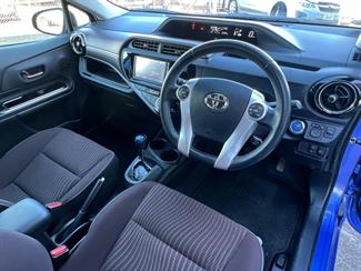 2016 Toyota Aqua - Thumbnail