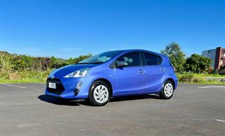 2016 Toyota Aqua - Thumbnail