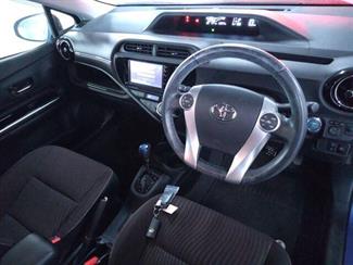 2016 Toyota Aqua - Thumbnail