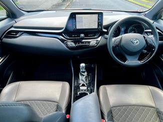 2020 Toyota C-HR - Thumbnail