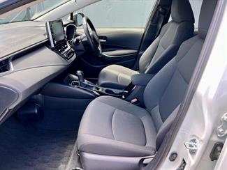 2021 Toyota Corolla - Thumbnail