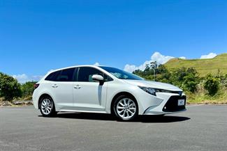 2021 Toyota Corolla - Thumbnail