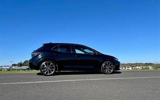 2021 Toyota Corolla - Thumbnail