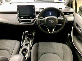 2021 Toyota Corolla - Thumbnail