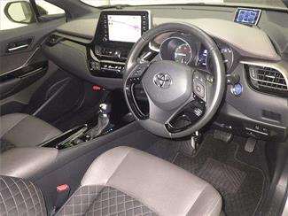 2020 Toyota C-HR - Thumbnail
