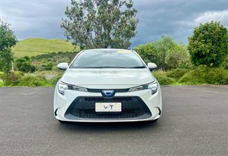 2020 Toyota Corolla - Thumbnail