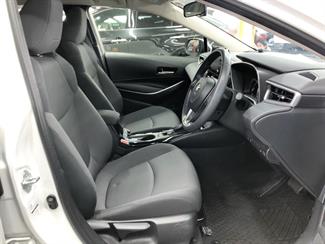 2020 Toyota Corolla - Thumbnail