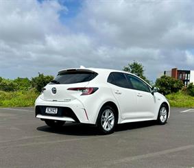 2021 Toyota Corolla - Thumbnail