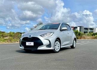 2020 Toyota Yaris - Thumbnail