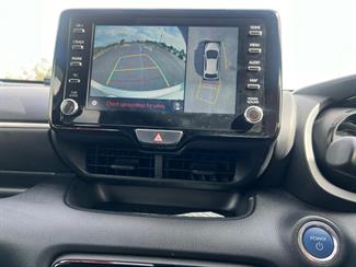 2020 Toyota Yaris - Thumbnail