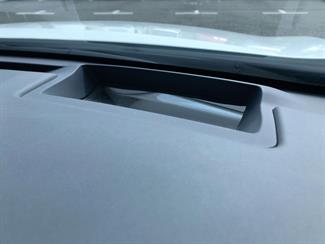 2021 Lexus UX 250H - Thumbnail
