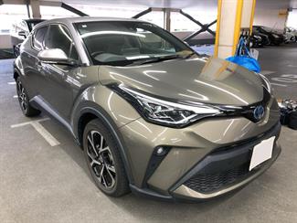 2020 Toyota C-HR - Thumbnail