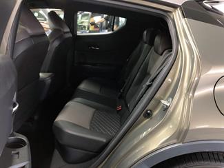2020 Toyota C-HR - Thumbnail