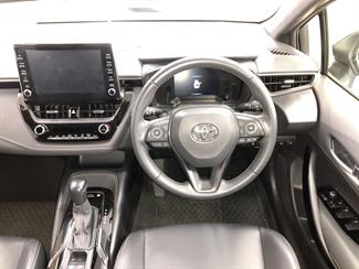 2021 Toyota Corolla - Thumbnail