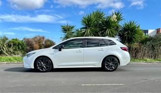 2020 Toyota Corolla - Thumbnail