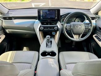 2020 Toyota Harrier - Thumbnail