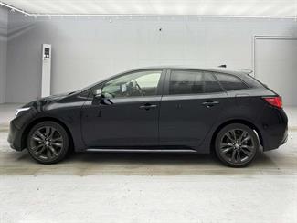 2023 Toyota Corolla - Thumbnail
