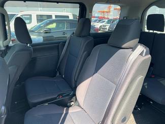 2019 Toyota Voxy - Thumbnail