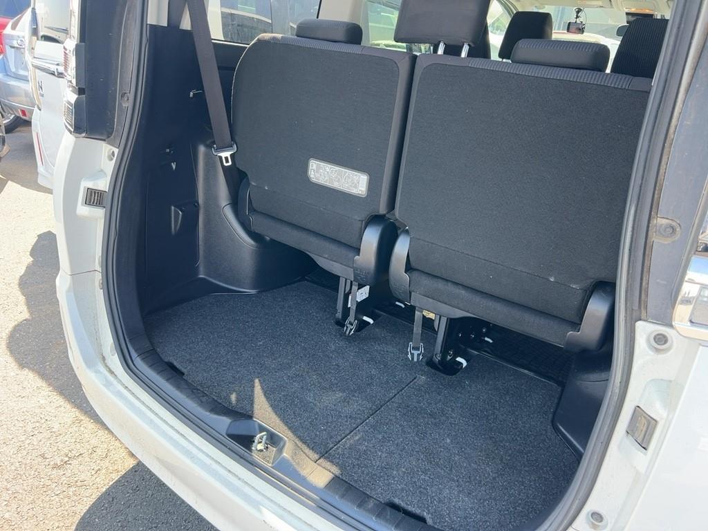 2019 Toyota Voxy
