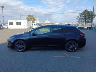 2020 Toyota Corolla - Thumbnail