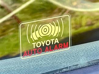 2020 Toyota Yaris - Thumbnail