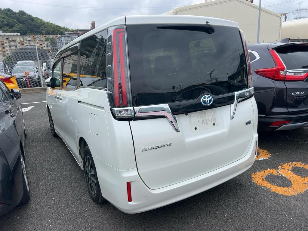 2018 Toyota Esquire