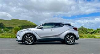 2018 Toyota C-HR - Thumbnail
