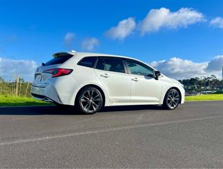 2023 Toyota Corolla - Thumbnail