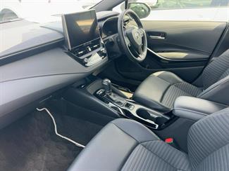 2023 Toyota Corolla - Thumbnail