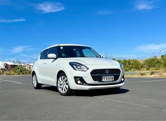 2022 Suzuki Swift - Thumbnail
