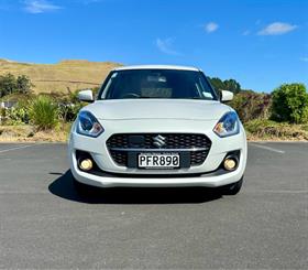 2022 Suzuki Swift - Thumbnail