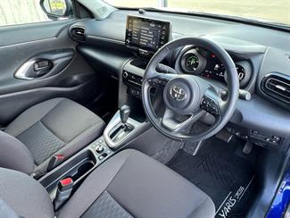 2022 Toyota Yaris Cross - Thumbnail