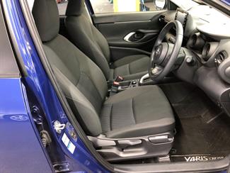 2022 Toyota Yaris Cross - Thumbnail