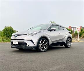 2017 Toyota C-HR - Thumbnail